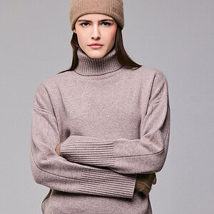 T NECK LONG SLEEVES SWEATER