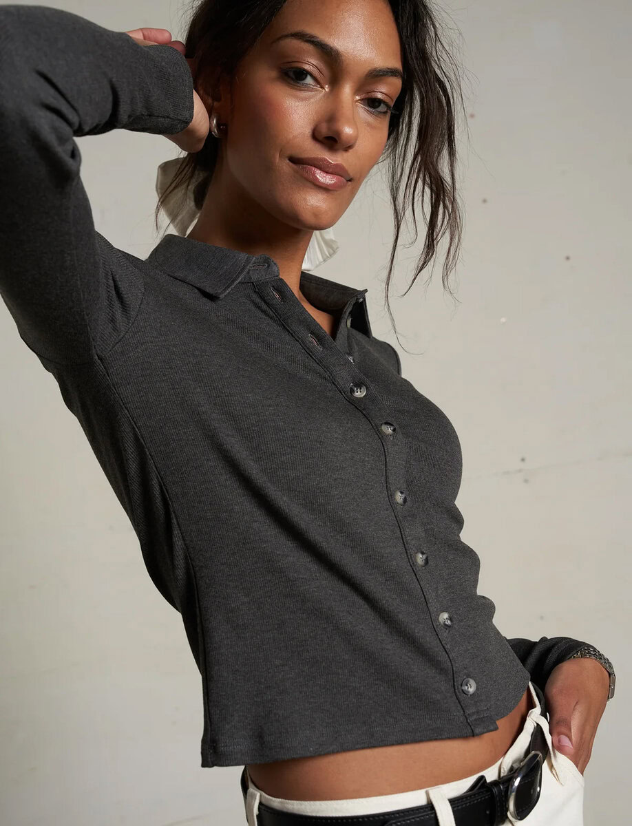 AMEE LUX RIB BUTTON UP POLO – תמונה 9