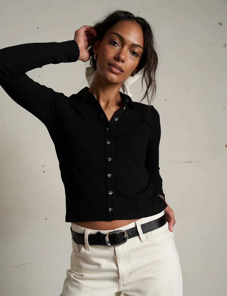 AMEE LUX RIB BUTTON UP POLO – תמונה 6