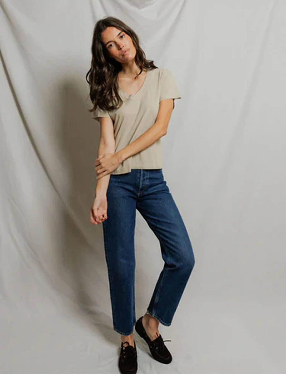HENDRIX COTTON BOXY V NECK TEE