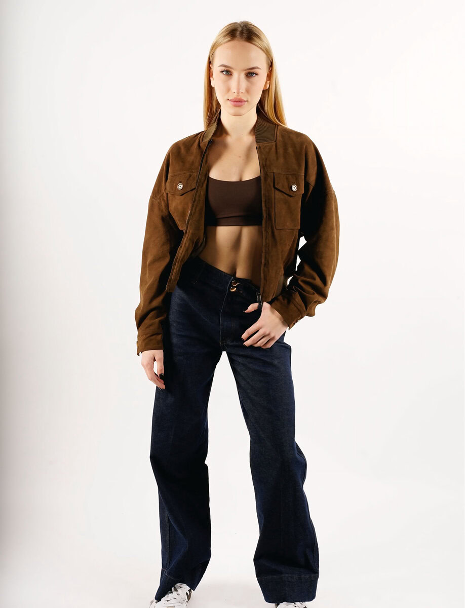 CAMILLA SUEDE BOMBER JACKET | KHAKI – תמונה 11