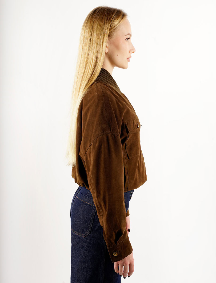 CAMILLA SUEDE BOMBER JACKET | KHAKI – תמונה 14