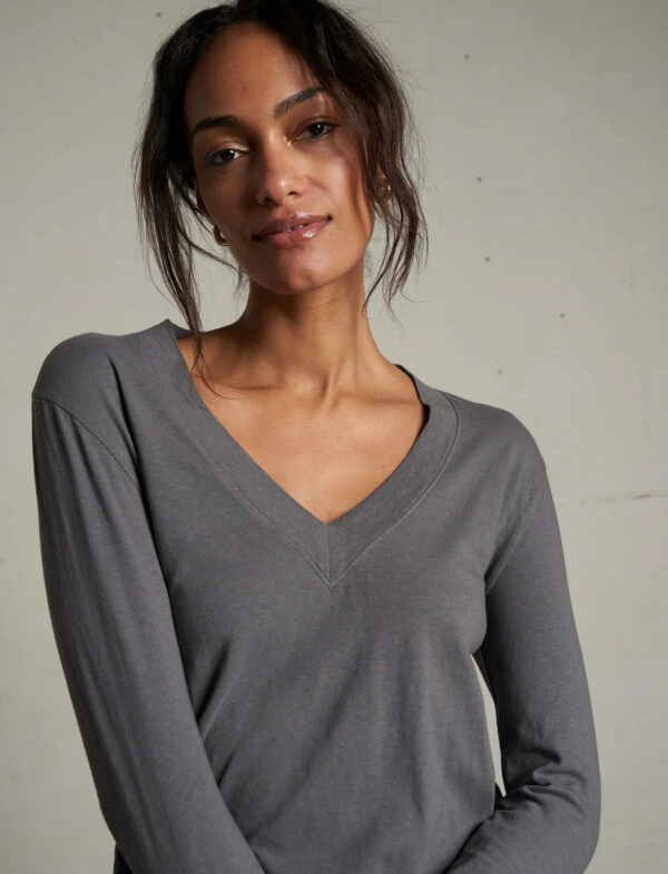 FIONA LONG SLEEVE V NECK SHIRT
