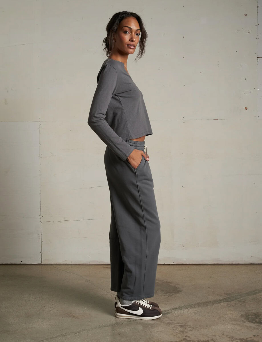 FIONA LONG SLEEVE V NECK SHIRT – תמונה 14