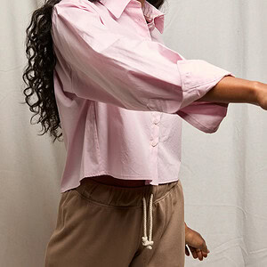 NAOMI POPLIN LONG SLEEVE CROPPED BUTTON UP