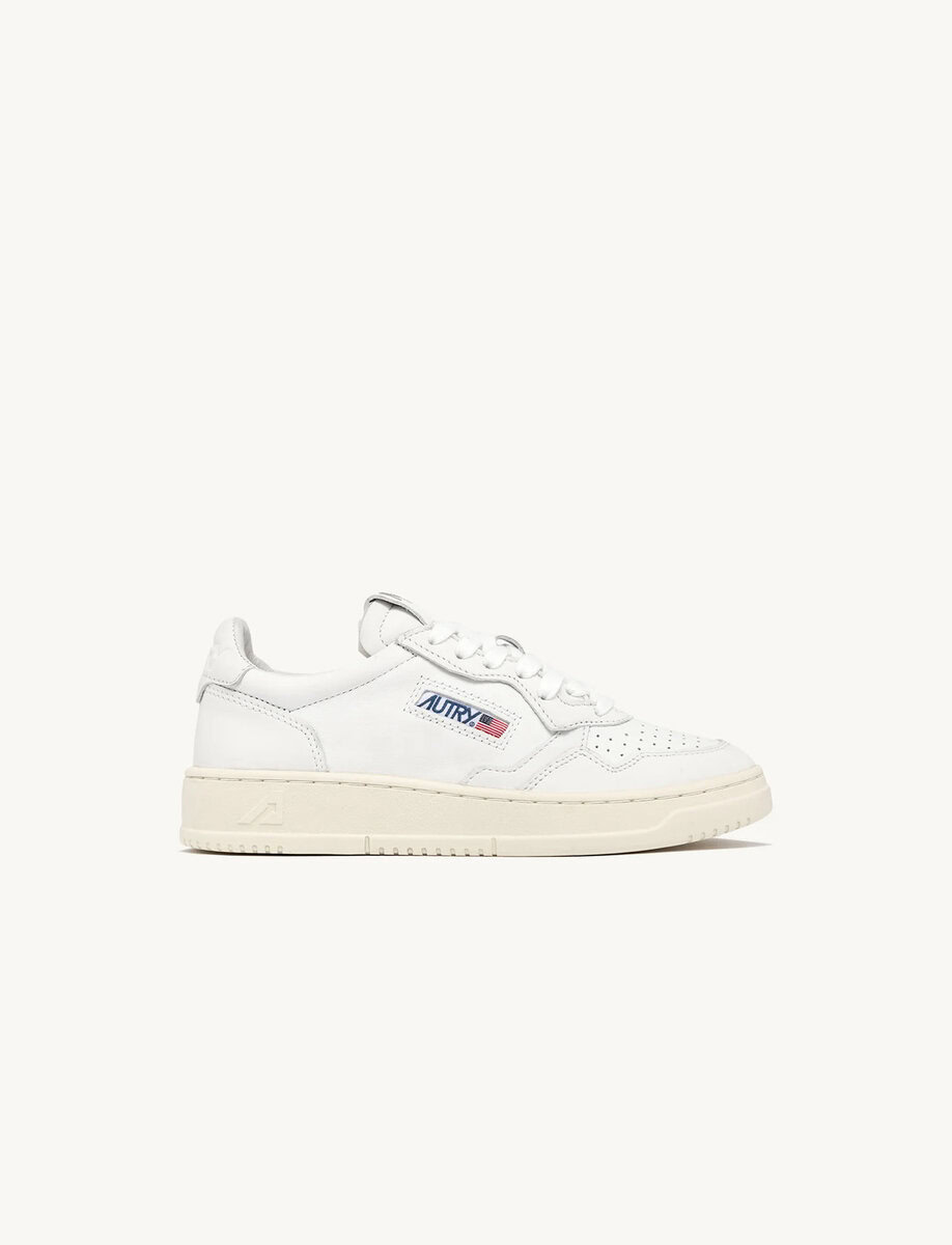MEDALIST LOW SNEAKERS IN SUPER-SOFT WHITE NAPPA