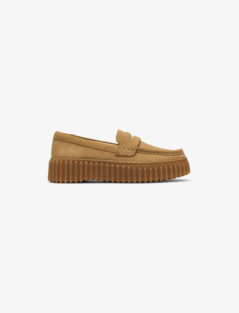 CLARKS TORHILL PENNY| WARM SAND SUEDE