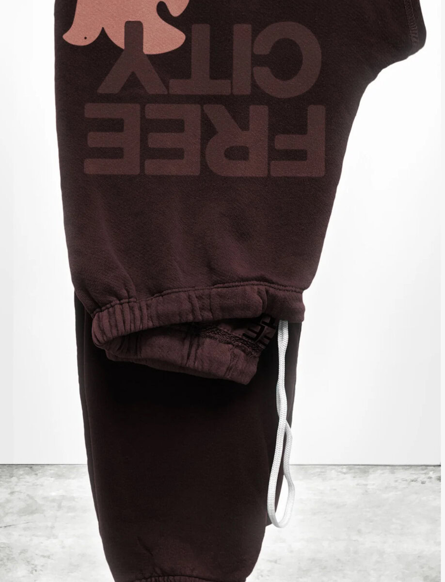 LARGE SWEATPANT | CHOCOLATE RABBIT