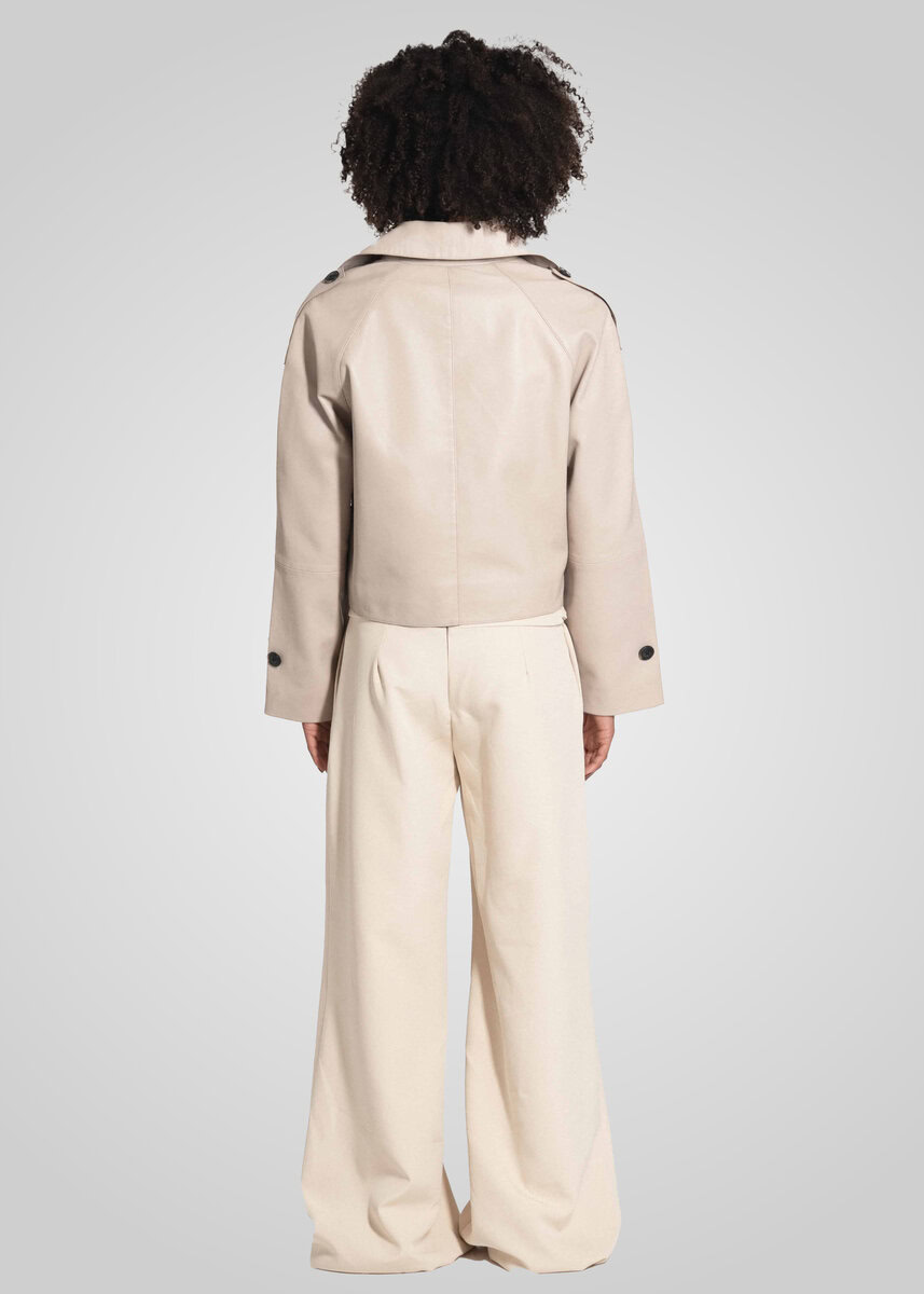 HANNA CROPPED LEATHER JACKET | SALT – תמונה 7