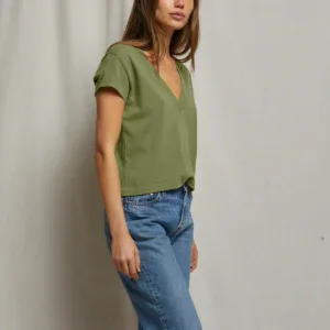 ALANIS COTTON V-NECK TEE