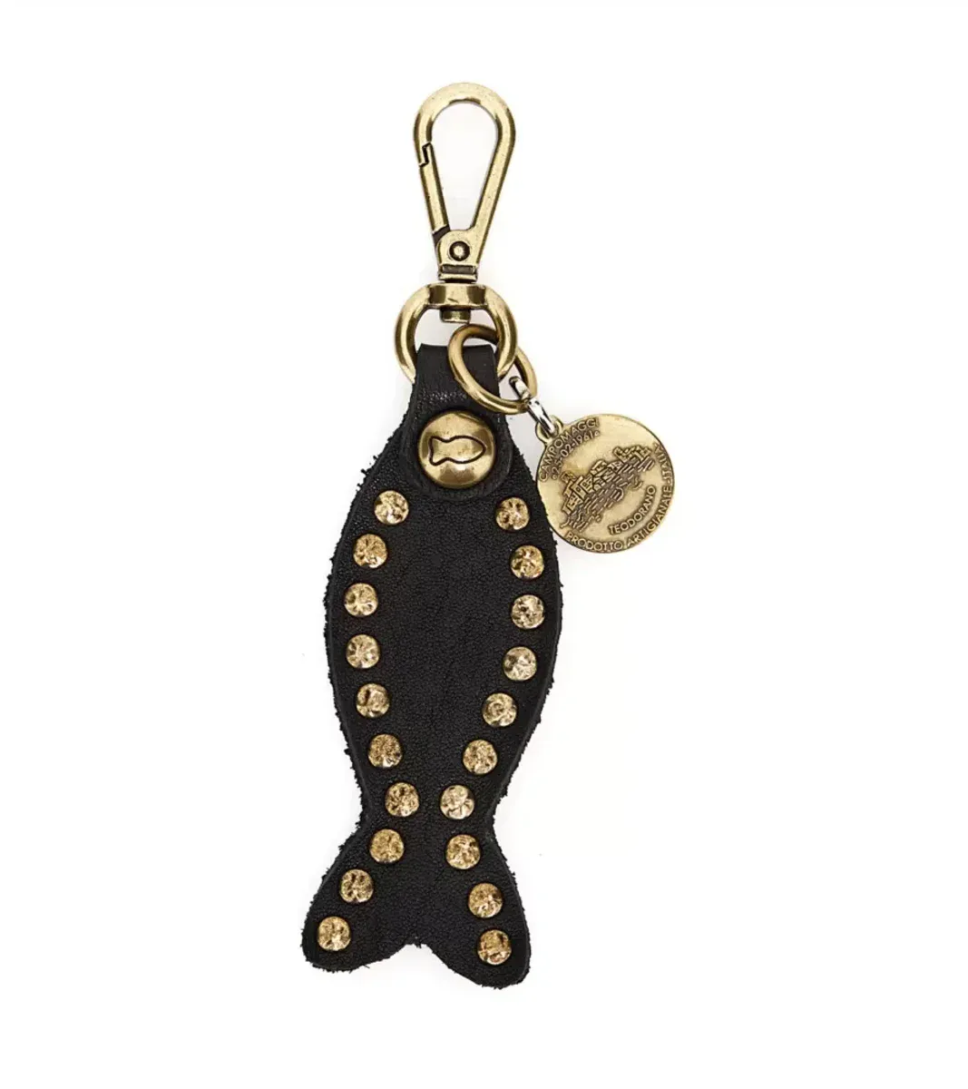 KEY HOLDER