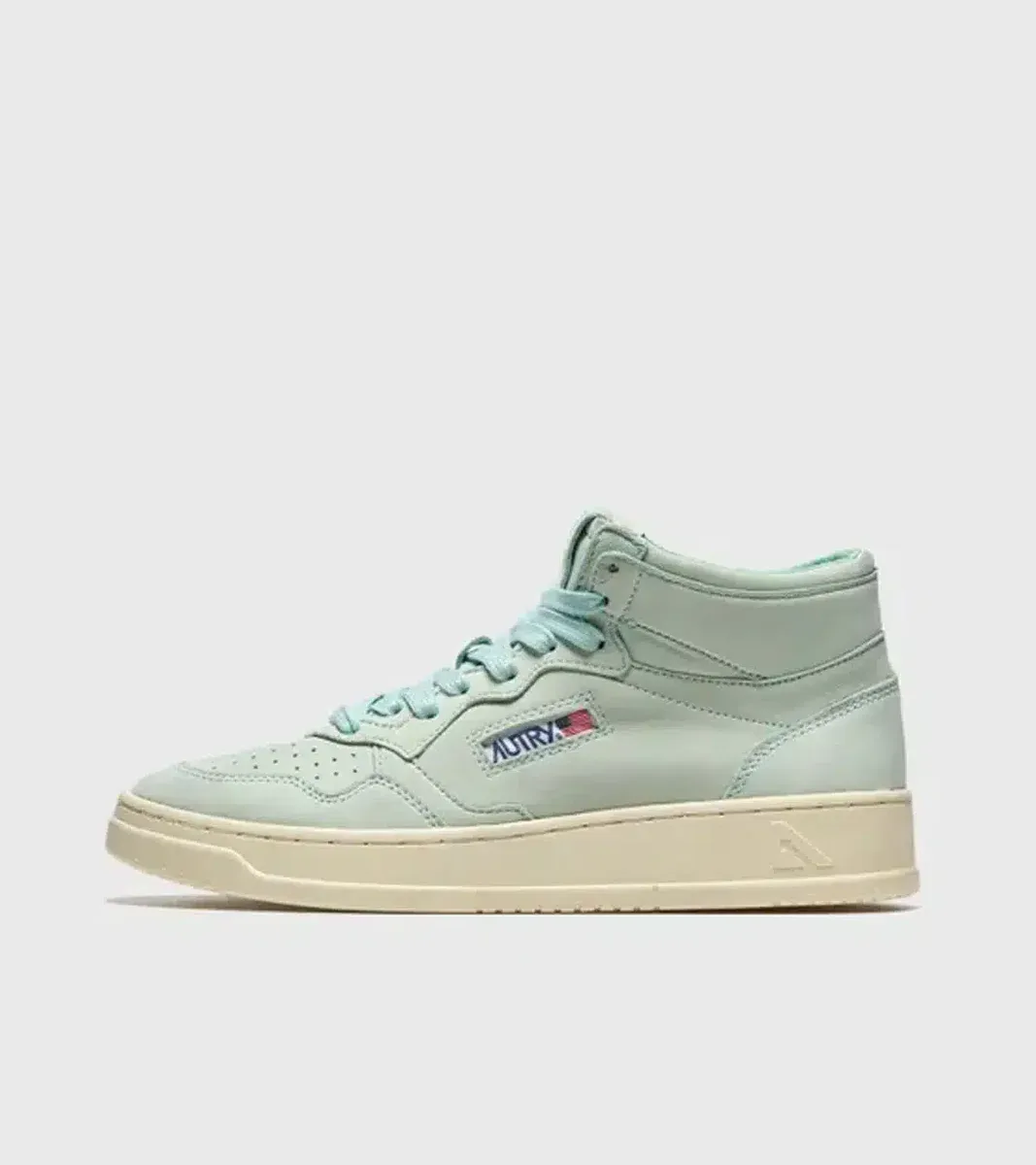 WMNS MEDALIST MID