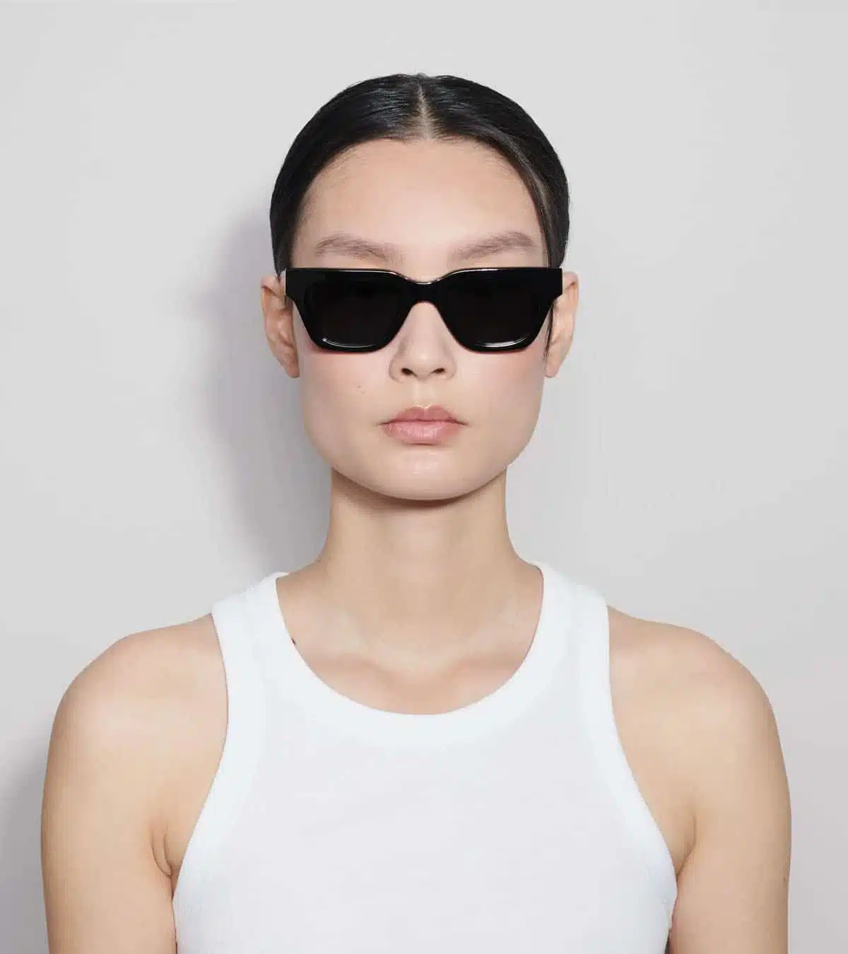 SUNGLASSES 11