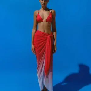 LEA PAREO