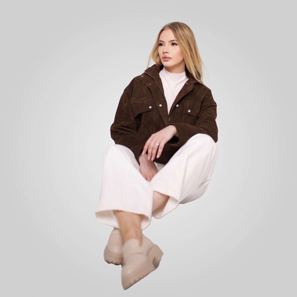 RAMONA CROPPED SUEDE JACKET | WALNUT – תמונה 7