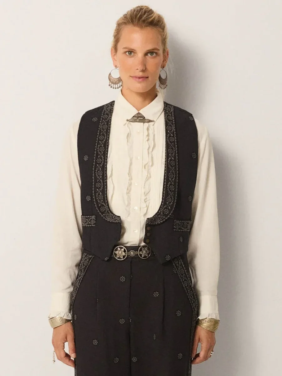 LUPITA VEST
