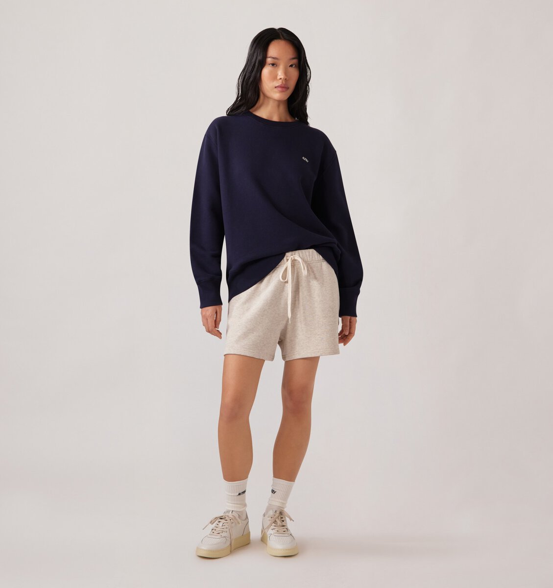 ⁦EMBROIDERED AUTRY LOGO SHORT⁩ – תמונה ⁦3⁩